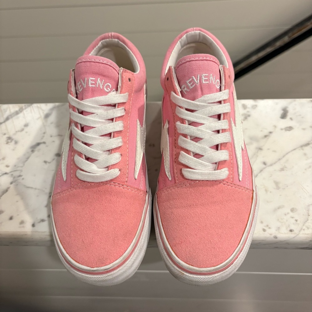 Revenge X Storm Pink Shoes women’s size 5.5